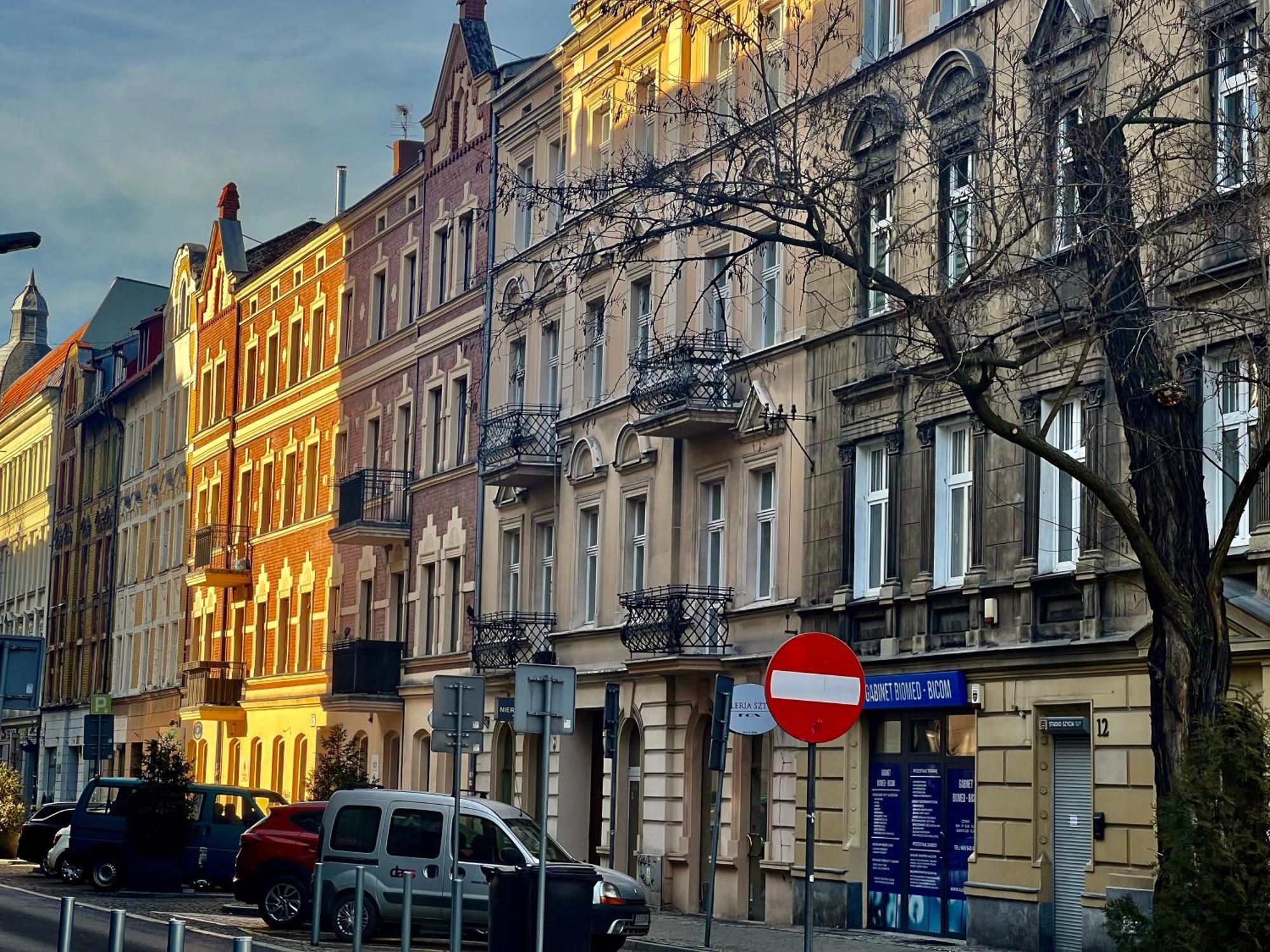 Apartamenty Tespis - Historic House Next To The Cathedral In The City Centre Katowice Luaran gambar